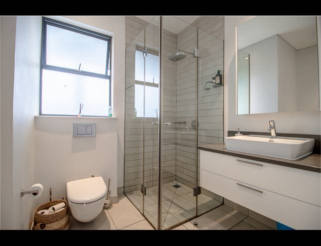 2 BEDROOM APARTMENT FOR SALE IN STEYN CITY